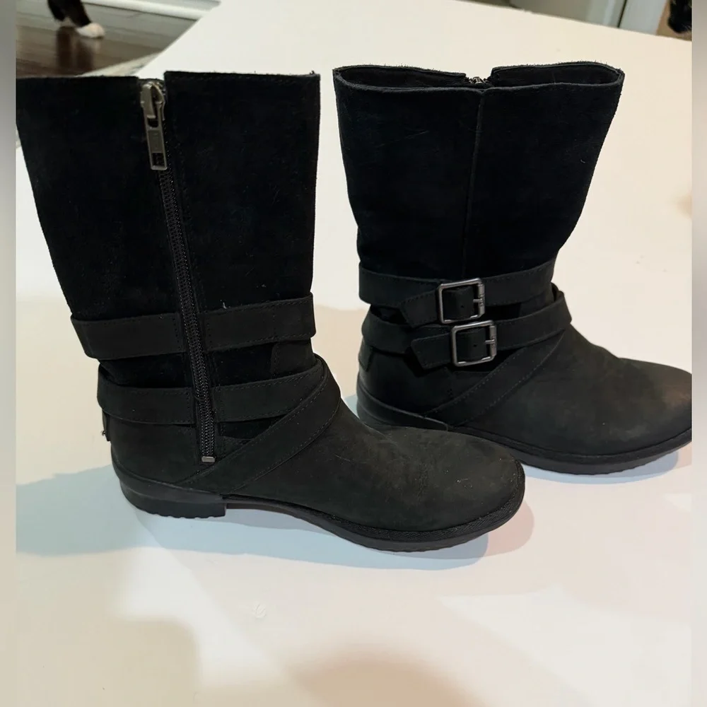 UGG Boots 6 Women’s Black Lorna Waterproof Bootie Leather Zipper Wool - Picture 9 of 11